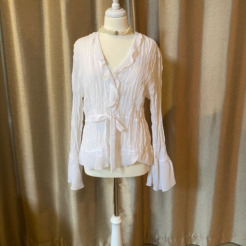 White crinkle blouse